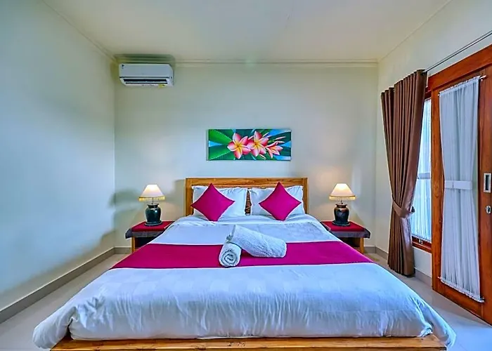 Rr Hotel